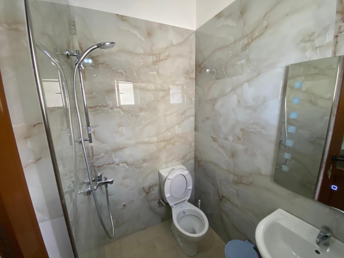 Guest House Lionel Durrës 外观 照片